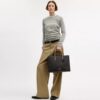 Bolsos Tote Maggie en Signature Canvas con diseño en bloques