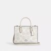 Bolsos Tote pequeño Maggie en Signature Canvas