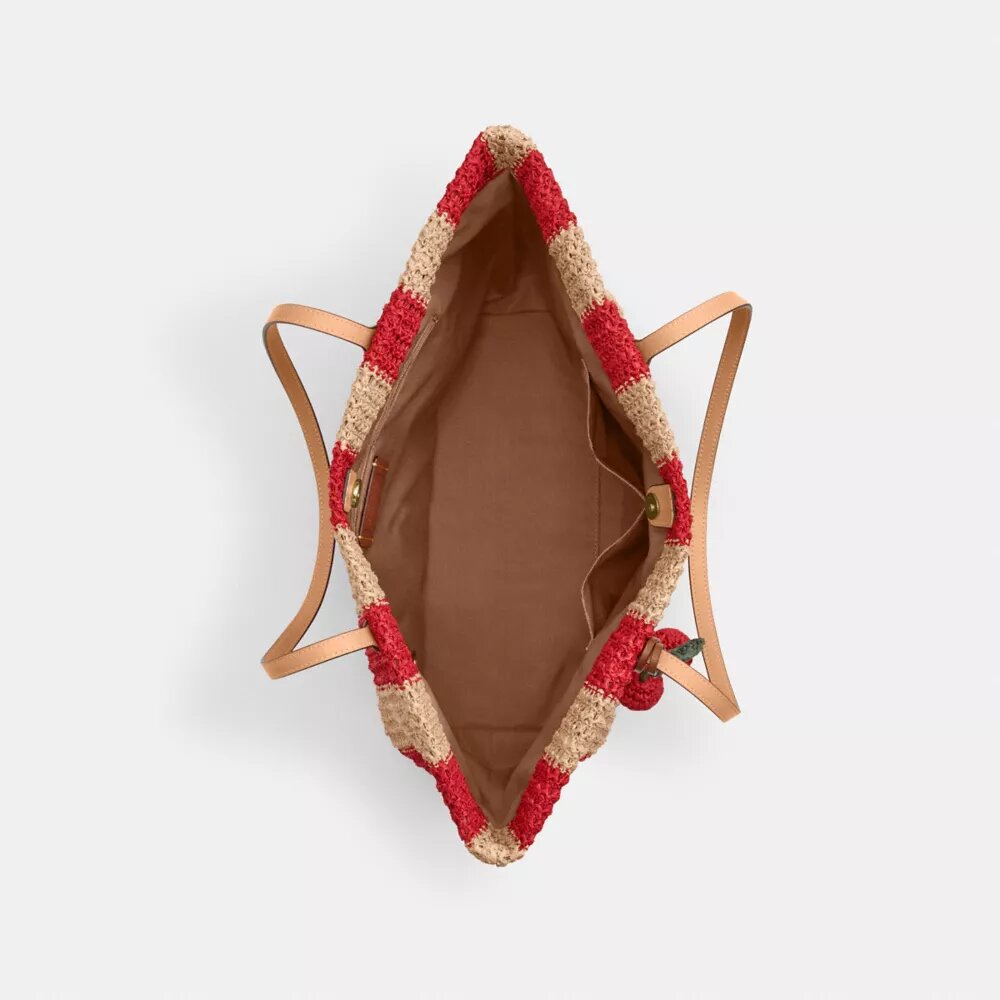 Bolsos Tote urbanos con rayas y dije