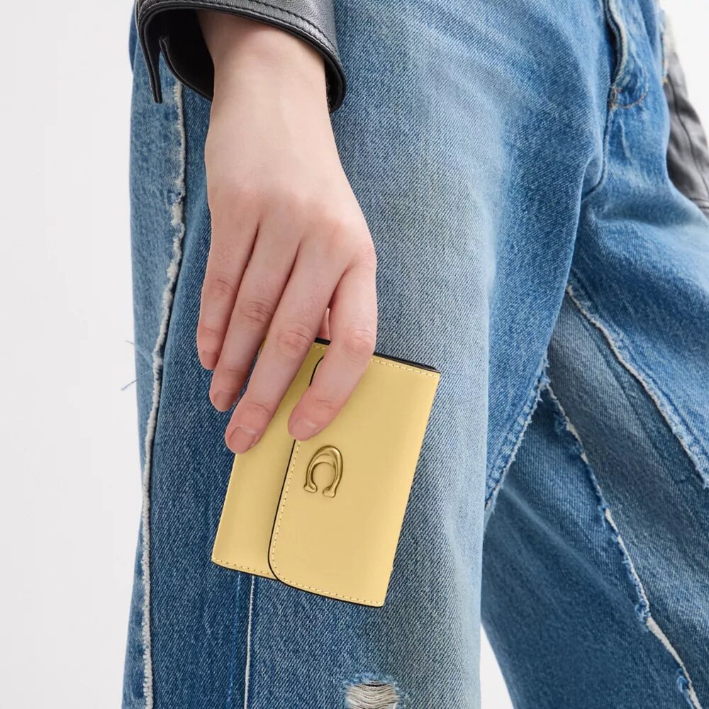 Cartera esencial para tarjetas