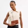 Cartera larga con cremallera alrededor y acolchado