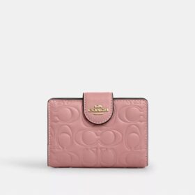 Cartera mediana con cremallera en esquina de cuero exclusivo