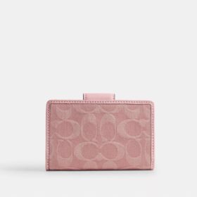 Cartera mediana con cremallera en las esquinas en denim exclusivo