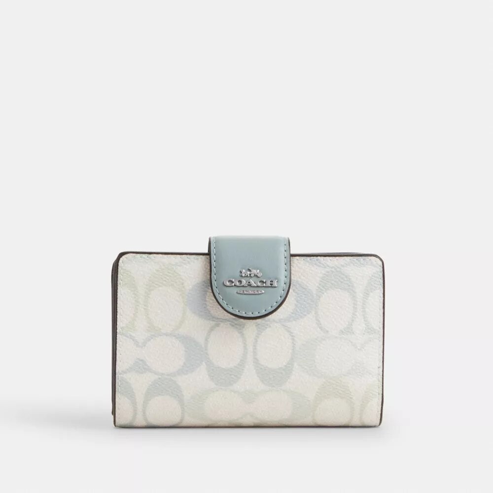 Cartera mediana con cremallera en las esquinas, en Signature Canvas