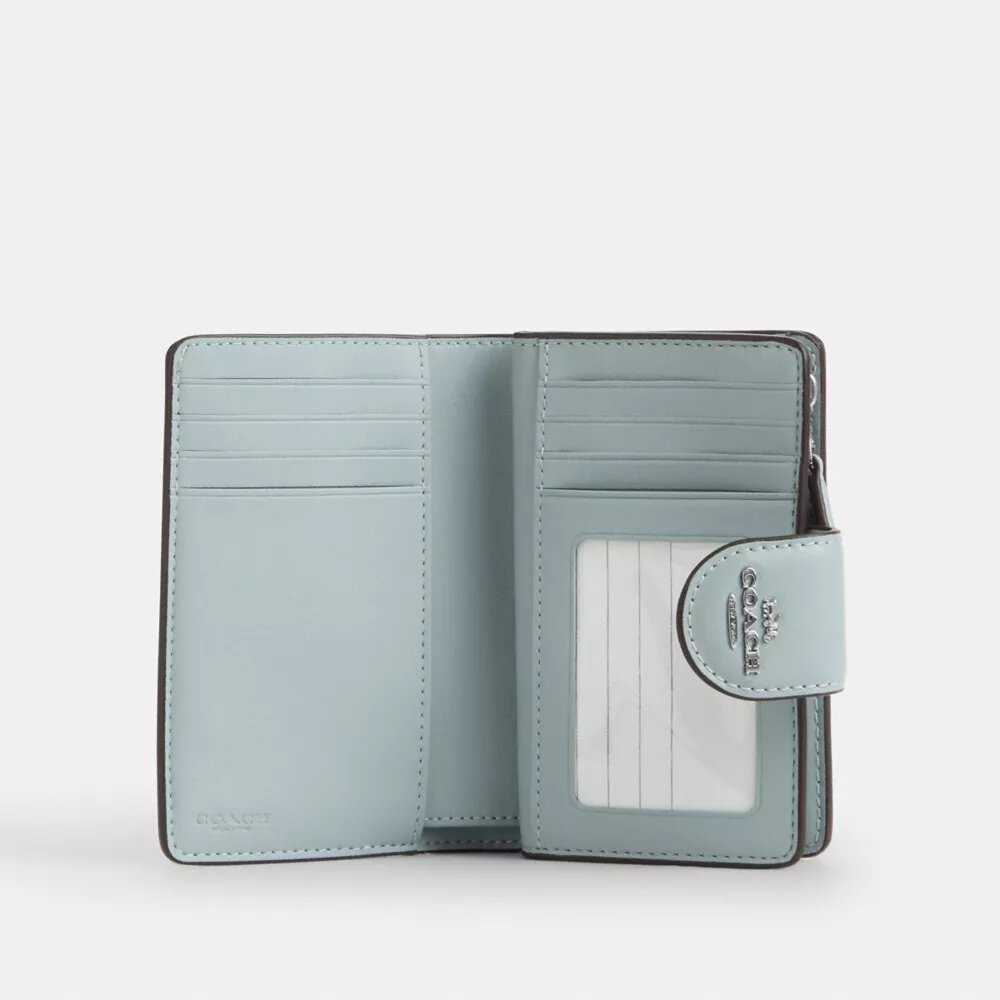 Cartera mediana con cremallera en las esquinas, en Signature Canvas