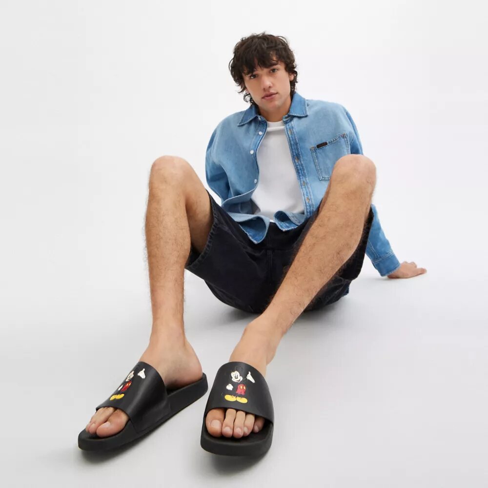 Disney X Coach: chanclas deportivas Udele con Mickey Mouse