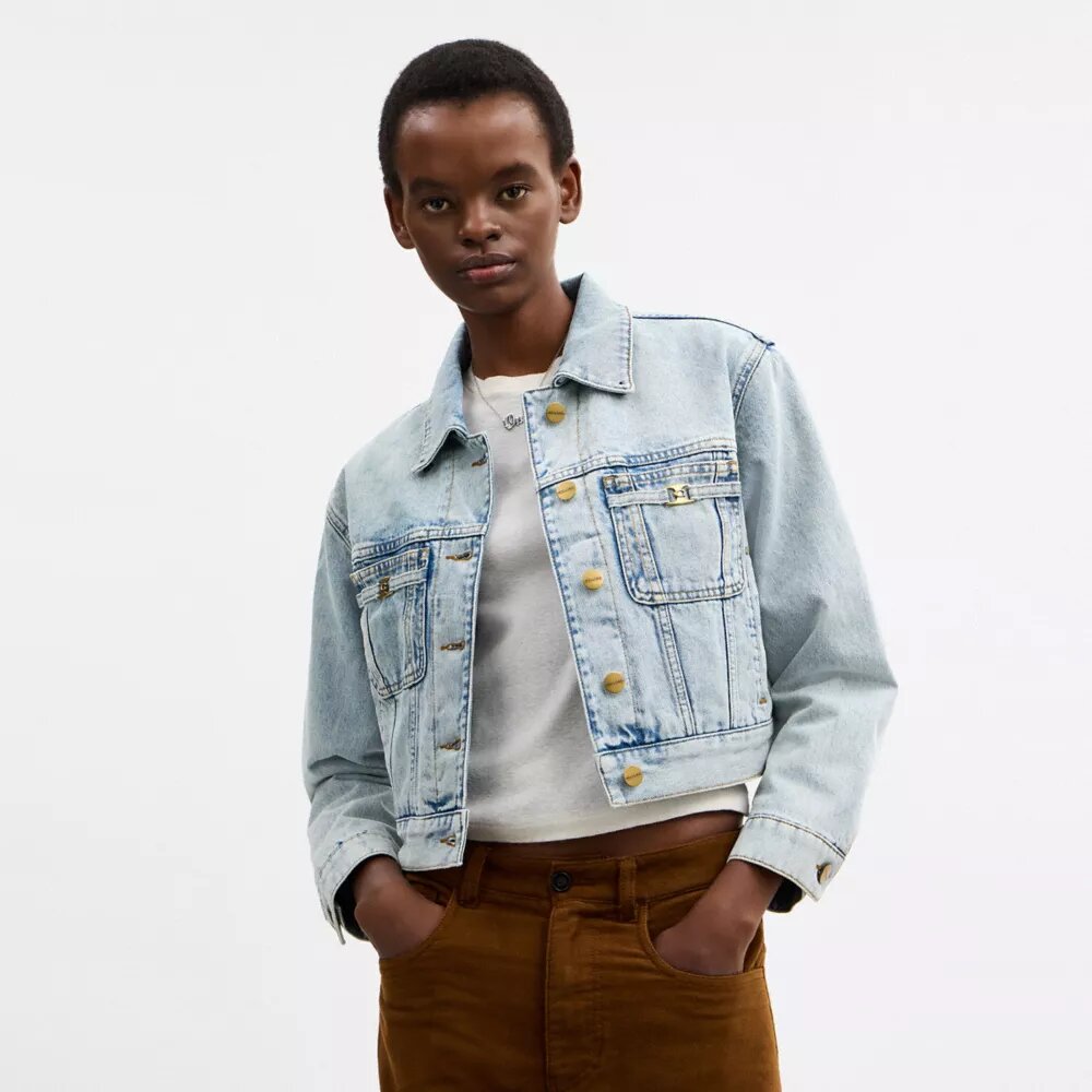 Chaqueta trucker corta de denim Heritage C de algodón orgánico con cuello de piel de oveja
