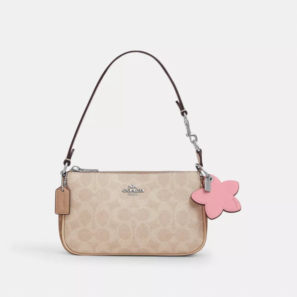 Colgante de flor para bolsos