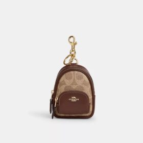 Colgantes para bolsos de Court Backpack en Signature Canvas