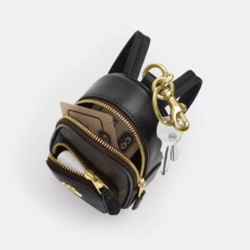 Colgantes para bolsos de Court Backpack en Signature Canvas