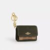 Colgantes para bolsos Klare con Signature Canvas