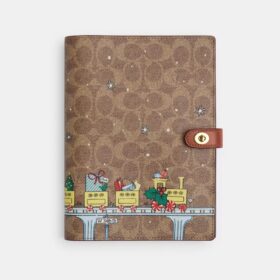 Cuaderno en Signature Canvas con tren navideño