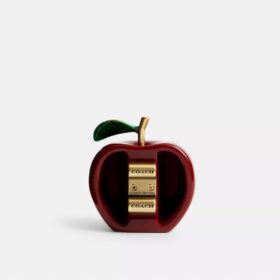 Dije de zapato con forma de manzana