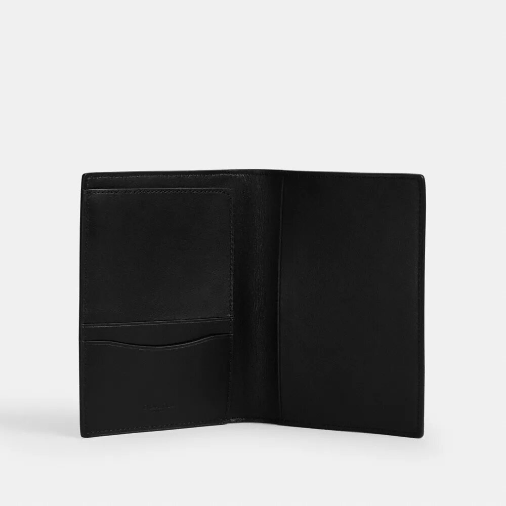 Estuche para pasaporte en Signature Canvas con parches