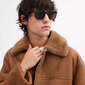 Lentes de sol cuadrados con patillas texturizadas y detalle «C»