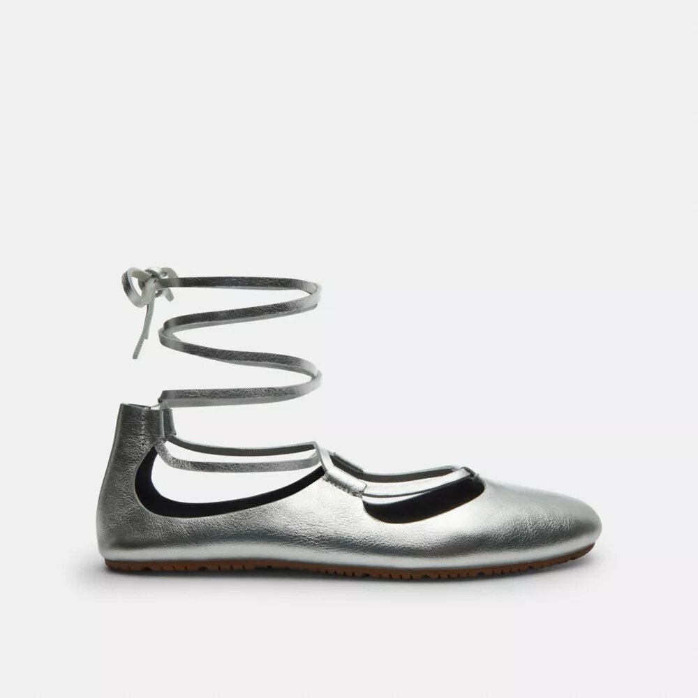 Manoletinas suaves con cordones