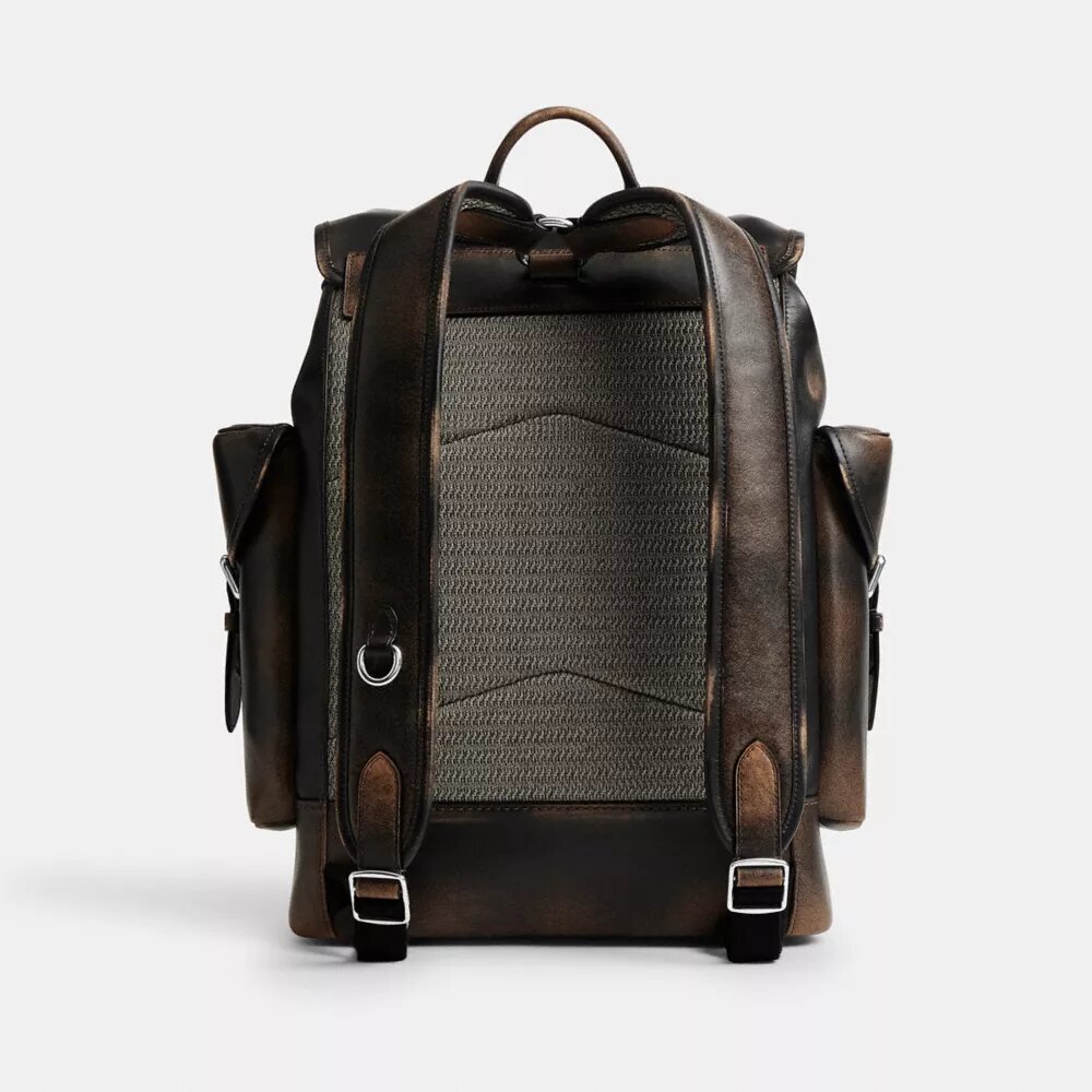 Mochila Hitch en cuero desgastado