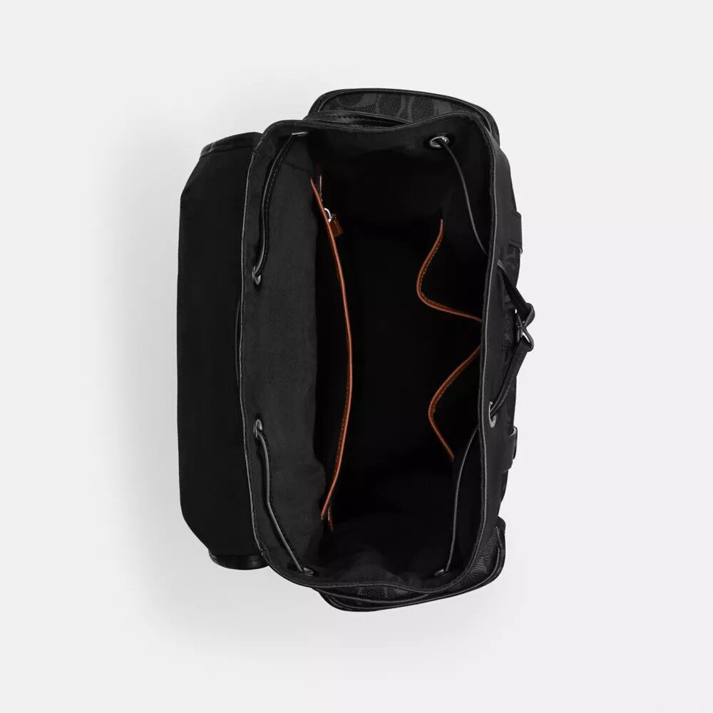 Mochila Hitch en Signature Canvas