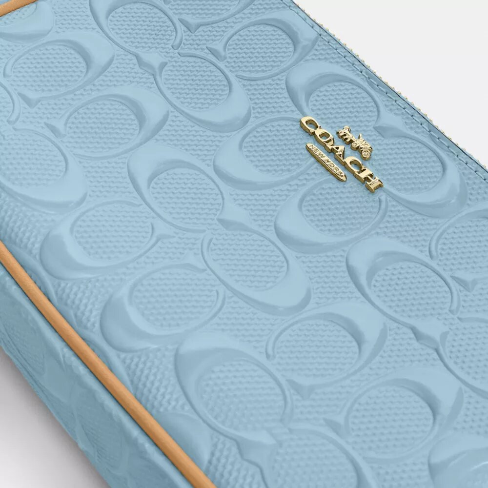 Nolita 19 en cuero exclusivo con Charms