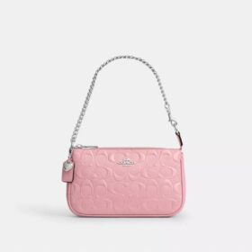 Nolita 19 en cuero exclusivo con diamante en forma de corazón