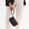 Nolita 19 en Signature Canvas