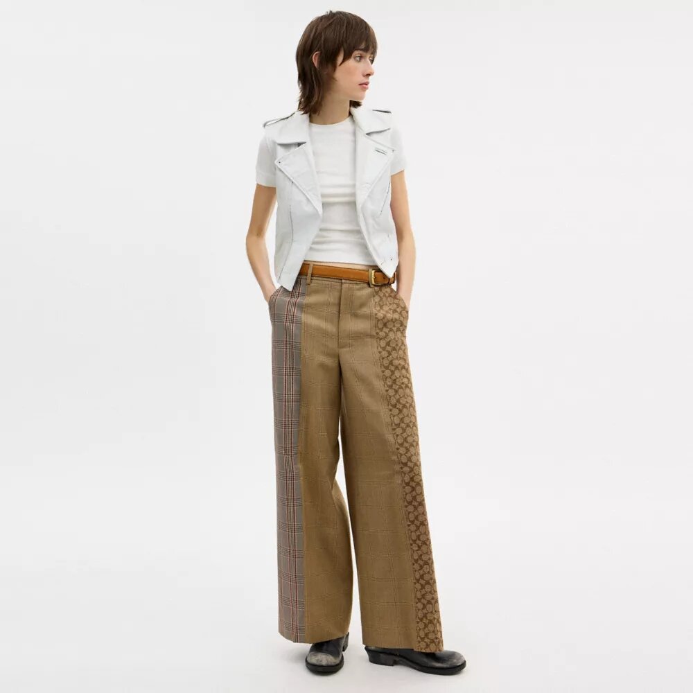 Pantalones entallados con estampado de cuadros combinados