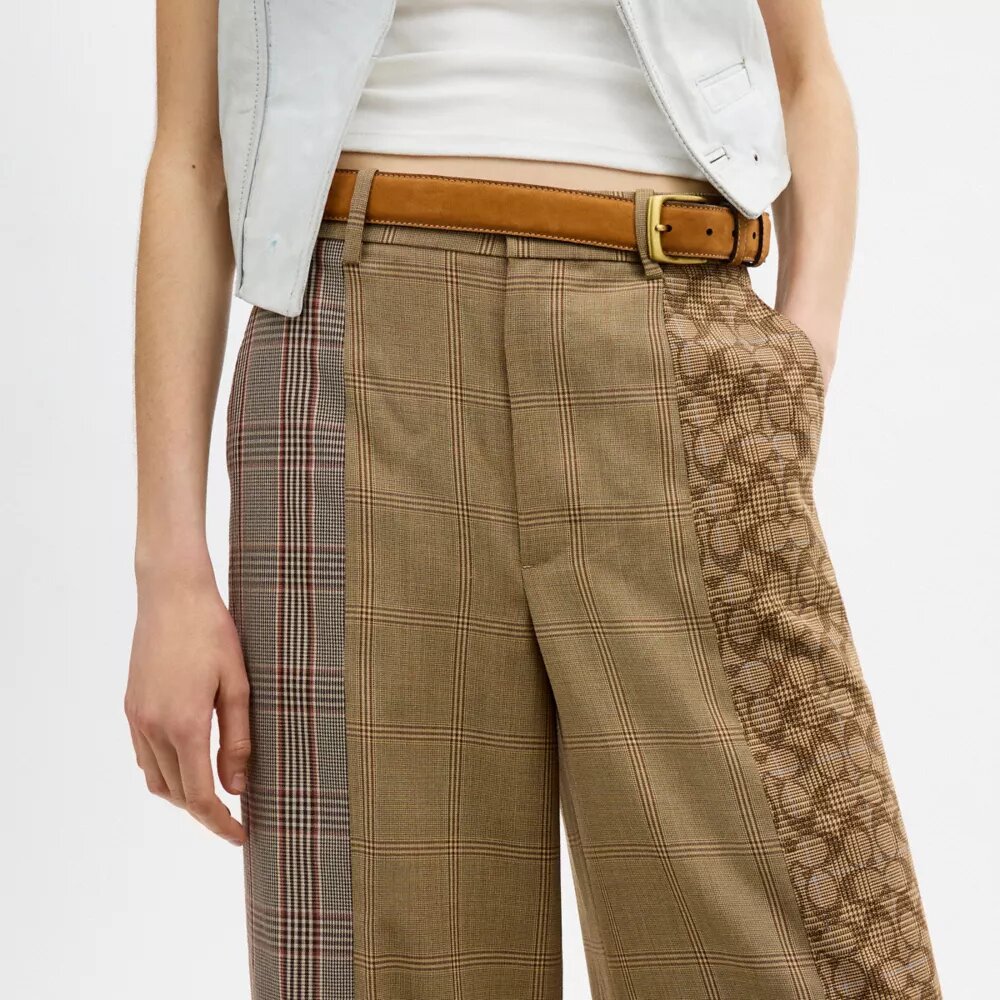 Pantalones entallados con estampado de cuadros combinados
