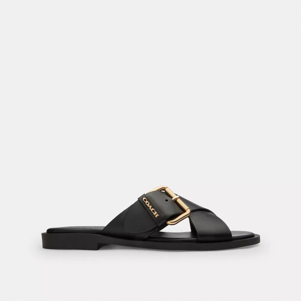 Sandalias con hebillas entrecruzadas