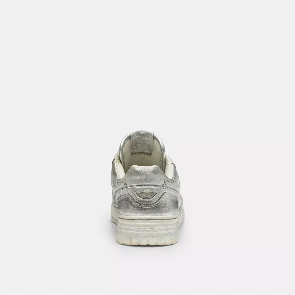 Zapatillas Soho en cuero metalizado desgastado