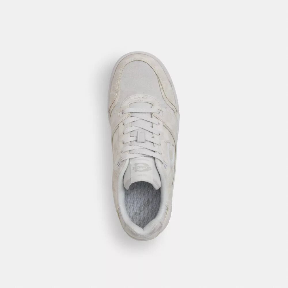 Zapatillas Soho en el estilo característico