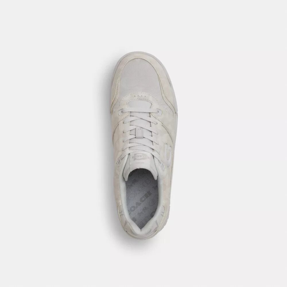 Zapatillas Soho en el estilo característico
